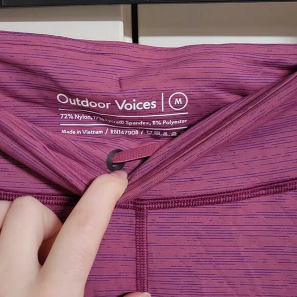 Outdoor Voices mauve and purple high rise 7/8 length warmup leggings size medium - Picture 3 of 4
